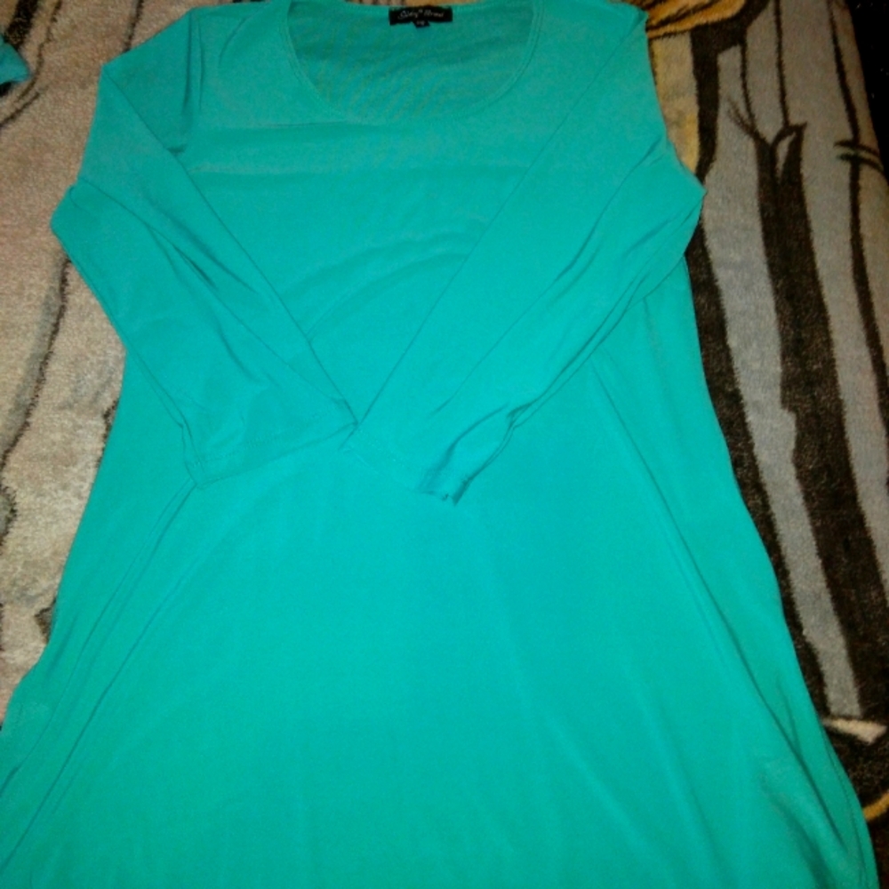 Womens pullover casual dress shirt